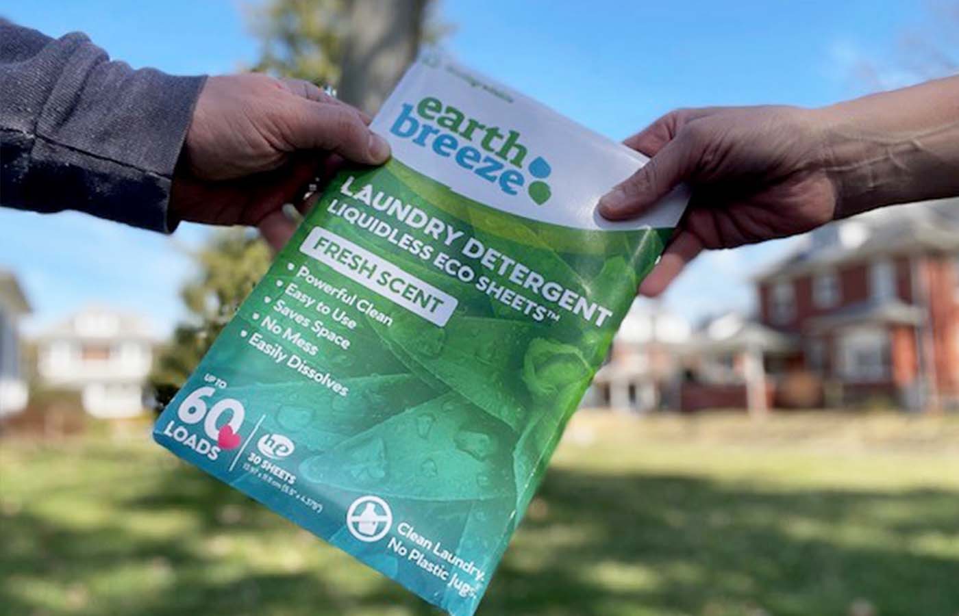 Earth Breeze - Liquidless Laundry Detergent Sheets - Fragrance Free - No  Plastic (60 Loads) 30 Sheets
